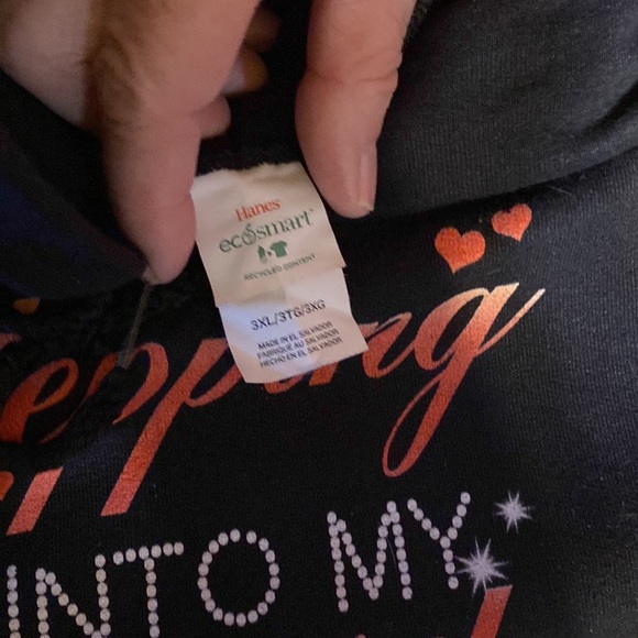 Black Hanes hoodie 77 birthday - Picture 3 of 3